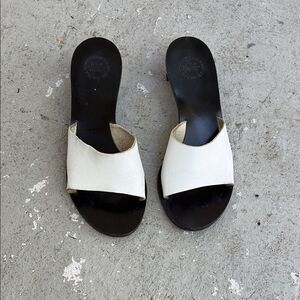 ATP Atelier kitten heel mules